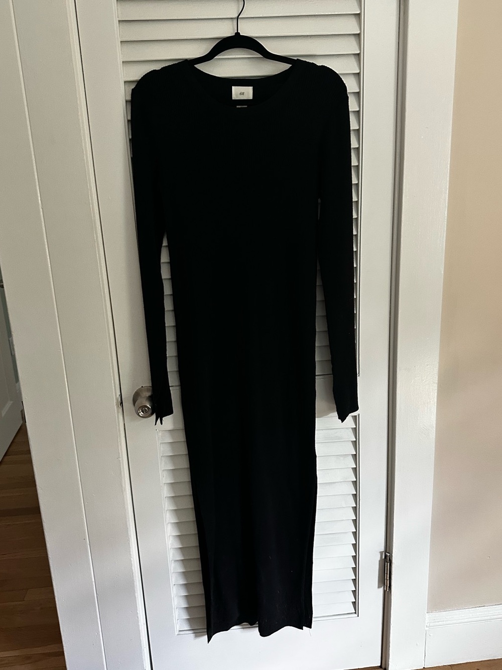 NWT H&M Long Sleeve Black Knit Maxi Dress